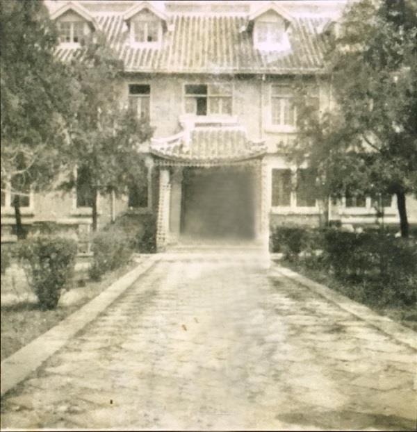 医院老楼.jpg